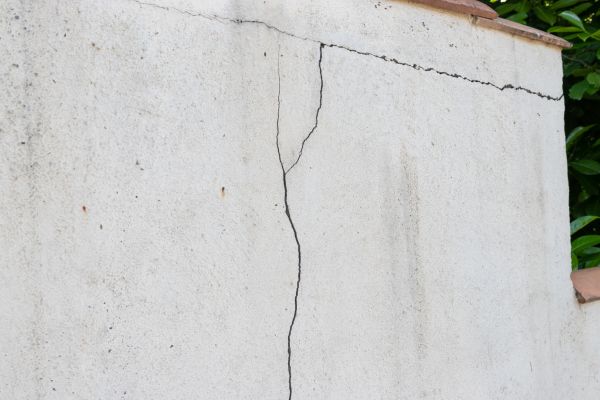 Foundation Crack Patching in Broken Arrow